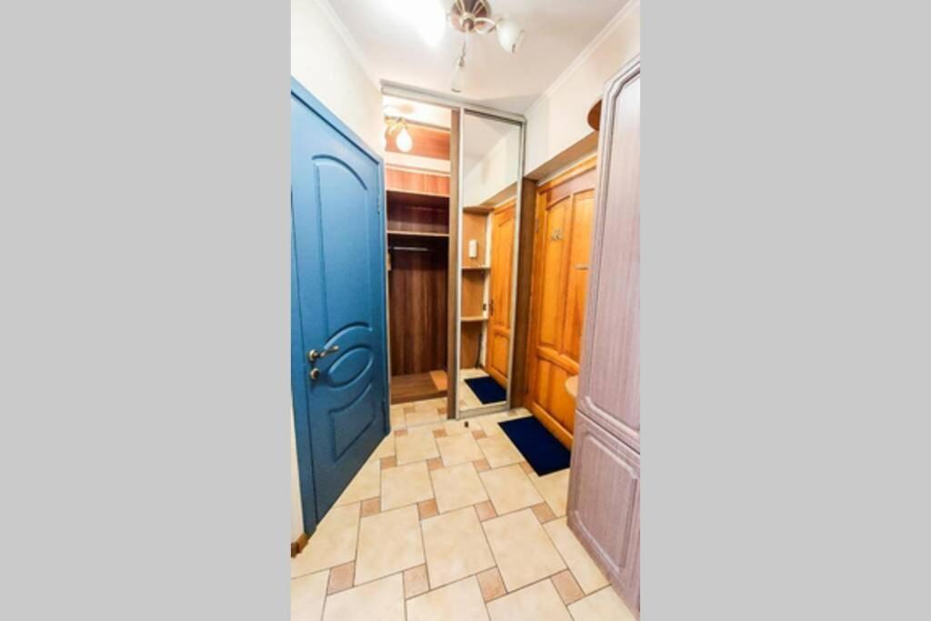 Cozy Flat Lägenhet Kiev Exteriör bild