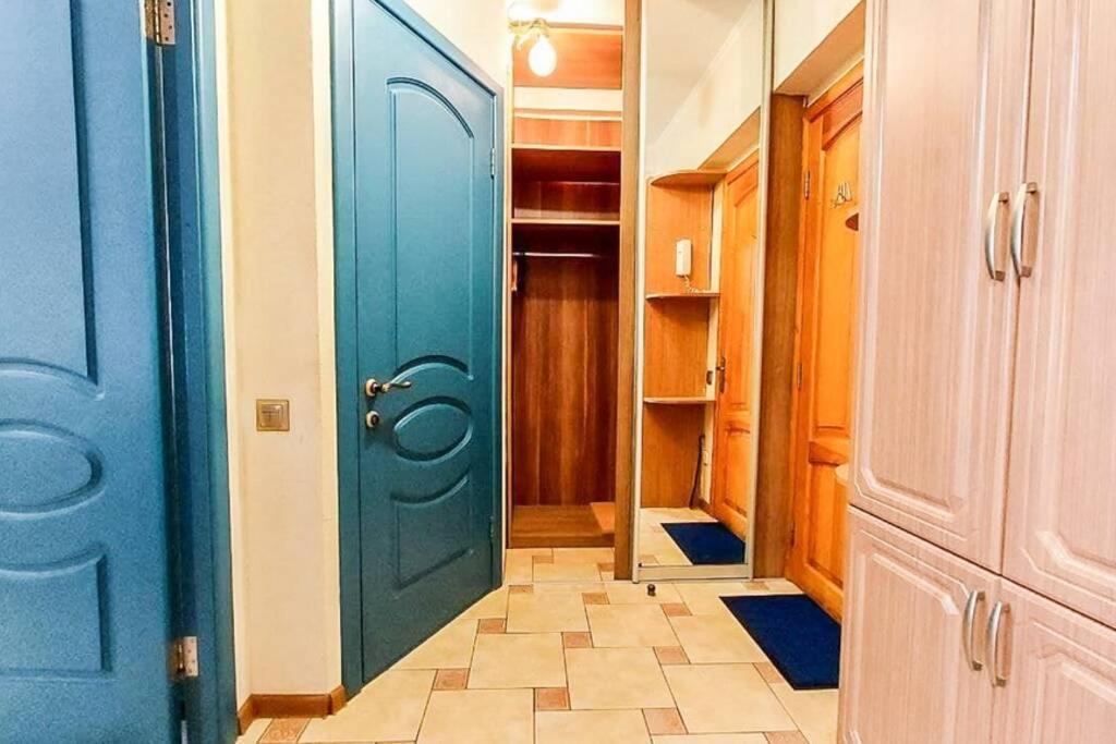 Cozy Flat Lägenhet Kiev Exteriör bild