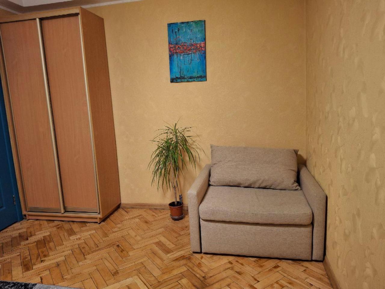 Cozy Flat Lägenhet Kiev Exteriör bild